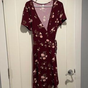 Old Navy v-neck dress